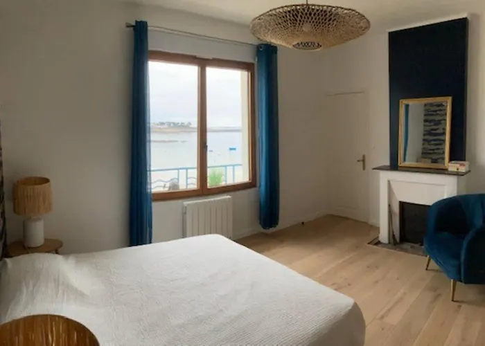 Appartement 3P 70M2, Vue Mer, Plage Et Port De Lomener
