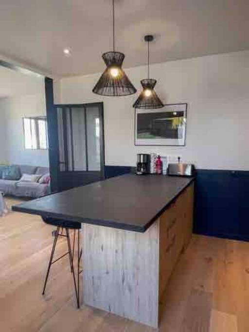 Apartment 3p 70m2, Vue Mer, Et Port De Lomener *
